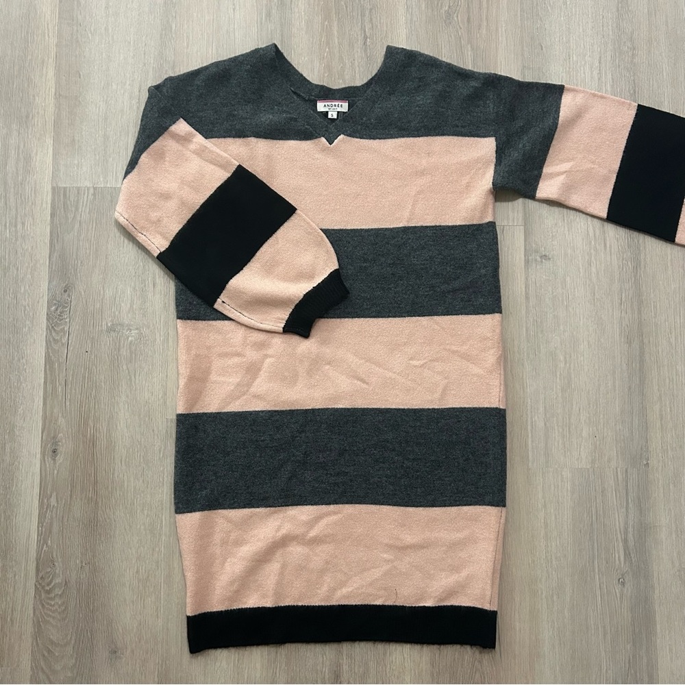 Andree by Unit Striped Sweater Dress